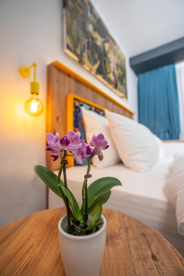 Otel The Gate Kadikoey Downtown 4*